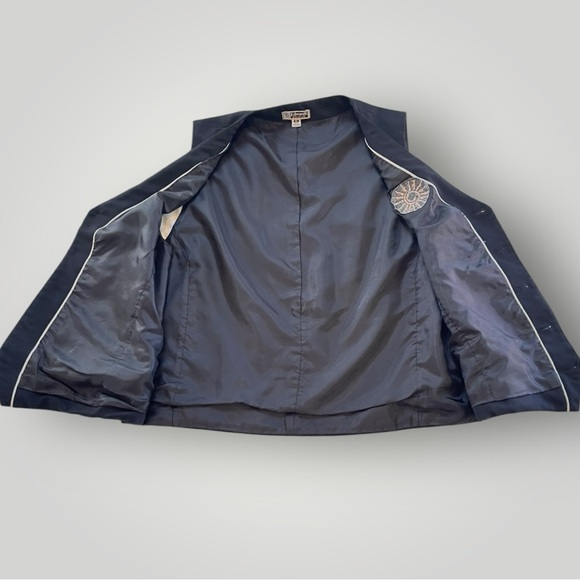 Edwards Signature Black Vest - Picture 14 of 16